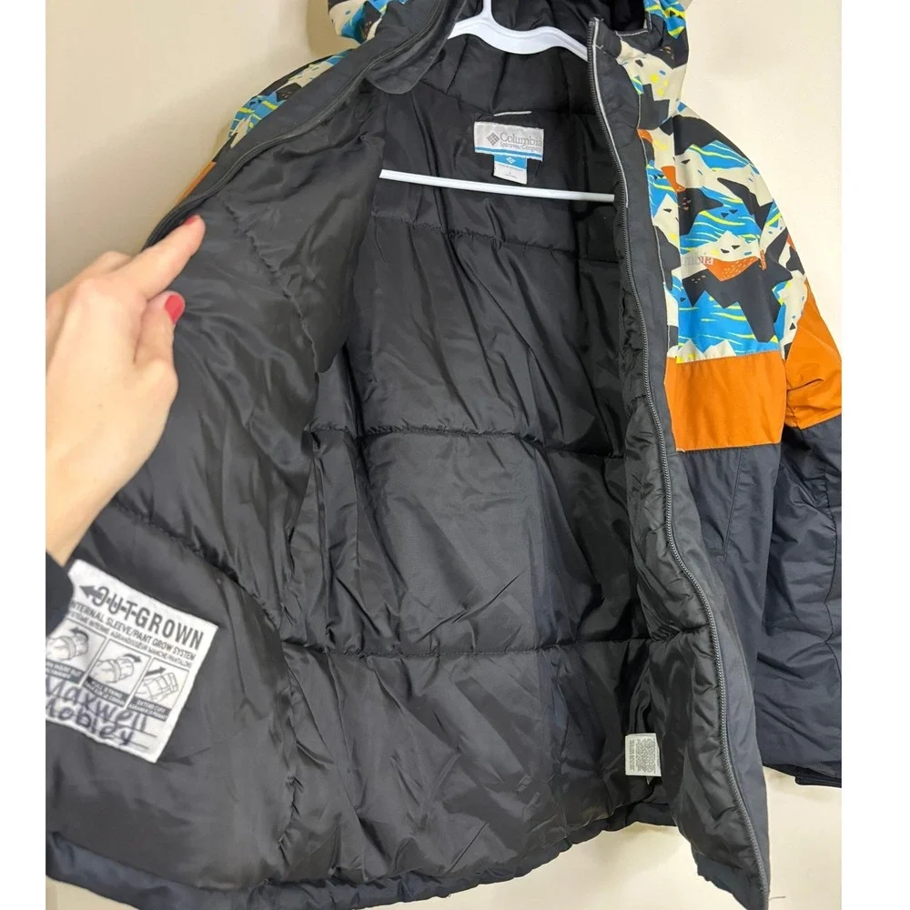 Columbia hooded puffer